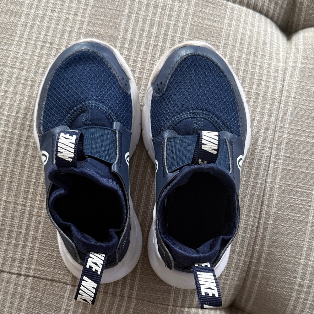 Nike boys shoes